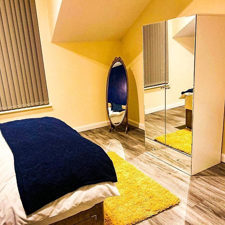 Betty'S Apartment- Metres From Train Station Harrogate Ngoại thất bức ảnh