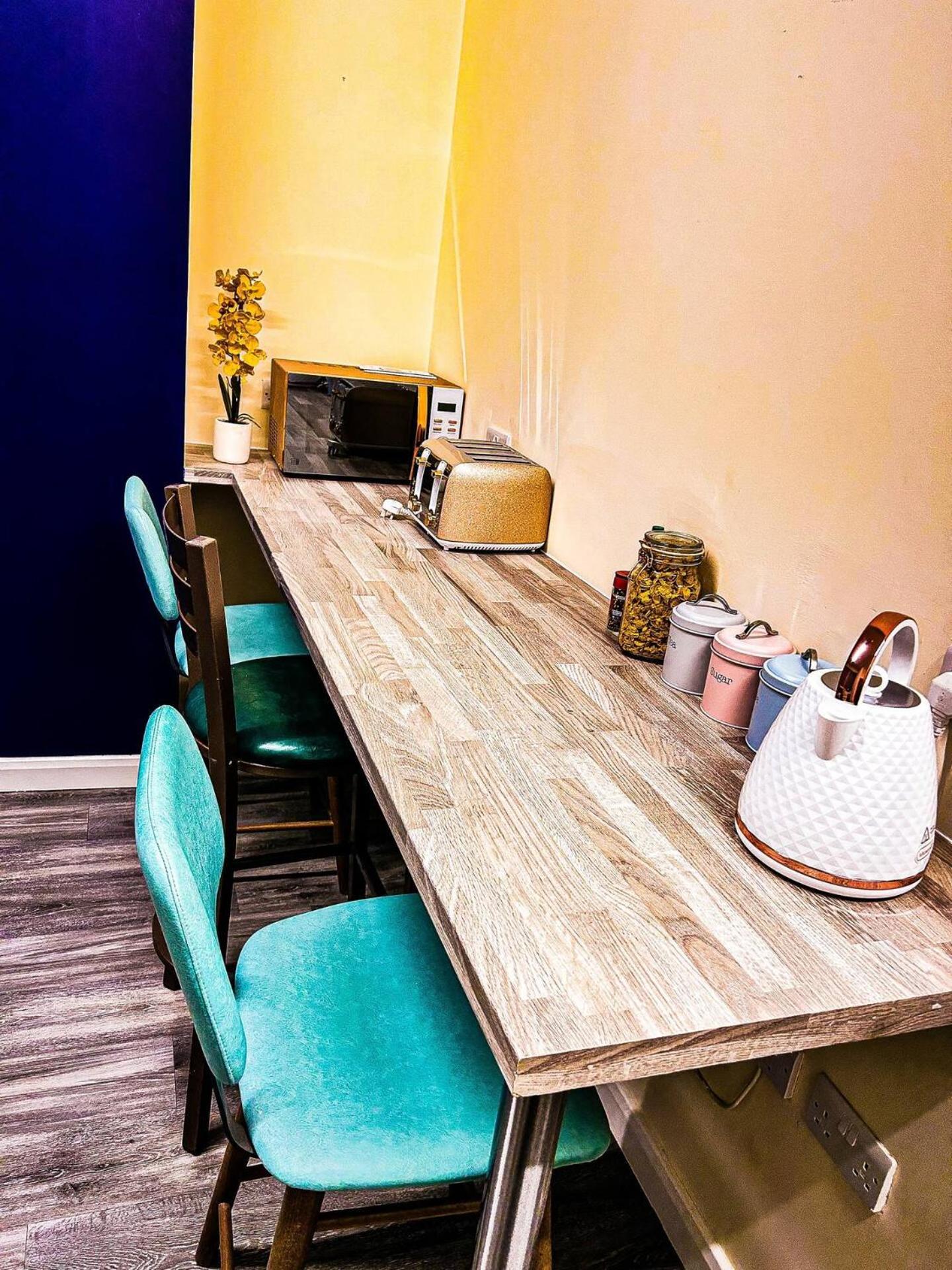 Betty'S Apartment- Metres From Train Station Harrogate Ngoại thất bức ảnh